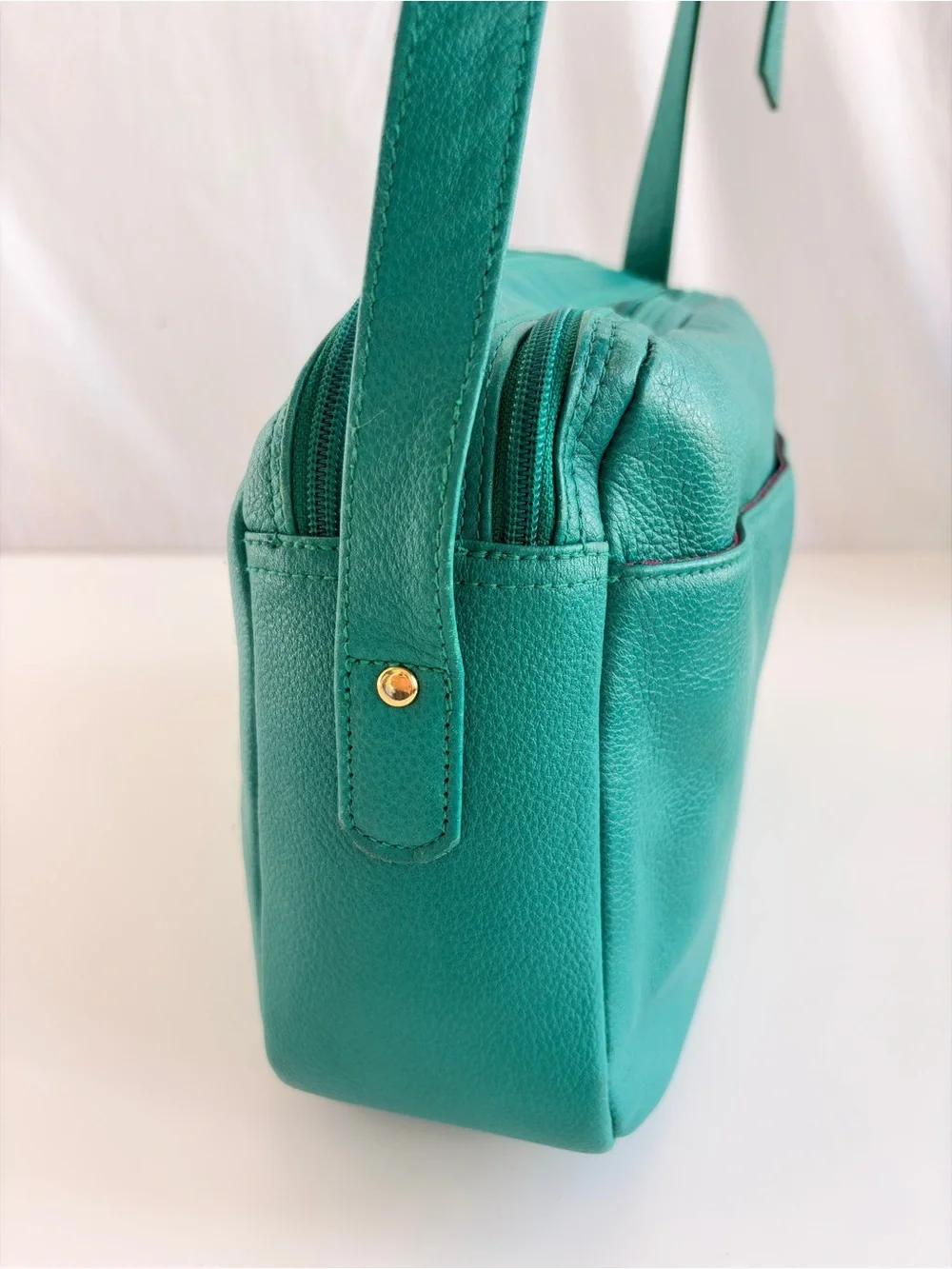 Liz Claiborne Teal Green Leather Crossbody Shoulder Bag Purse Vintage 1980/90s.